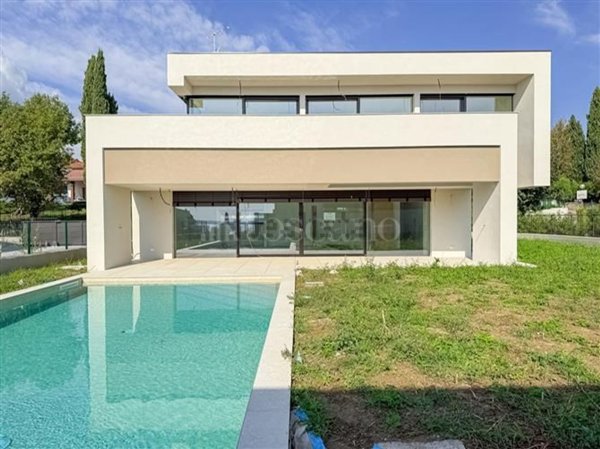 casa indipendente in vendita a Moniga del Garda