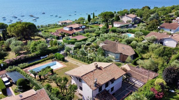 casa indipendente in vendita a Moniga del Garda