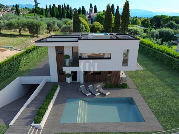 casa indipendente in vendita a Moniga del Garda