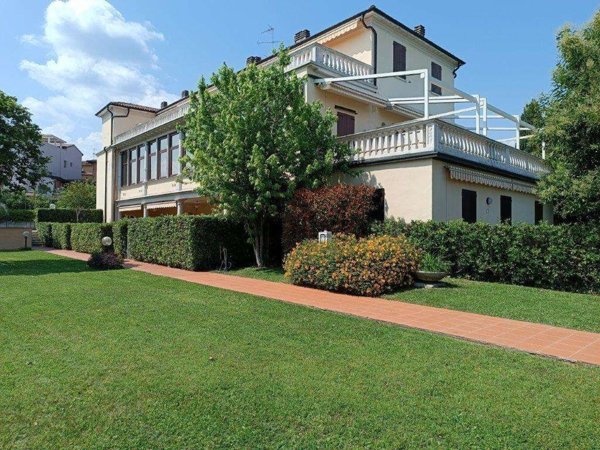 appartamento in vendita a Moniga del Garda