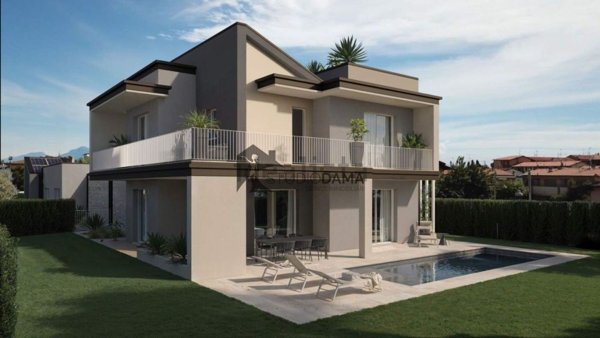 casa indipendente in vendita a Moniga del Garda