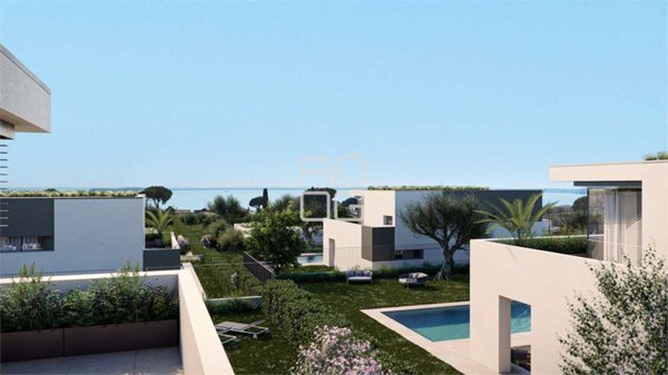 casa indipendente in vendita a Moniga del Garda