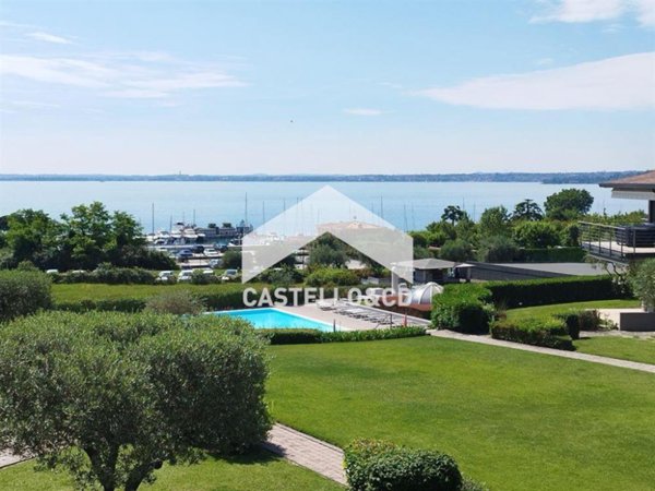 casa indipendente in vendita a Moniga del Garda