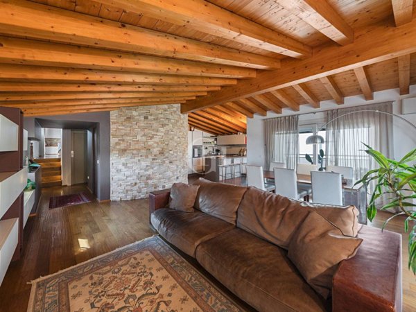 appartamento in vendita a Moniga del Garda