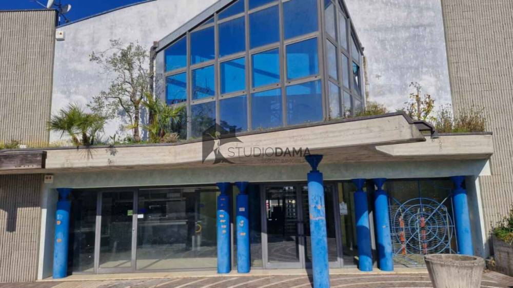 negozio in vendita a Moniga del Garda