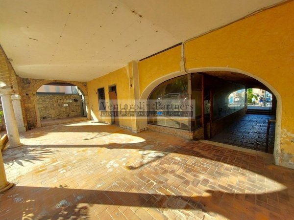 villa in vendita a Moniga del Garda