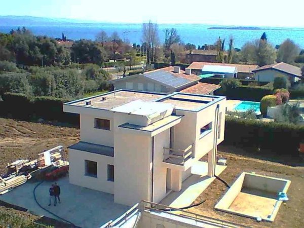 casa indipendente in vendita a Moniga del Garda