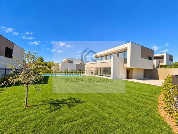 casa indipendente in vendita a Moniga del Garda
