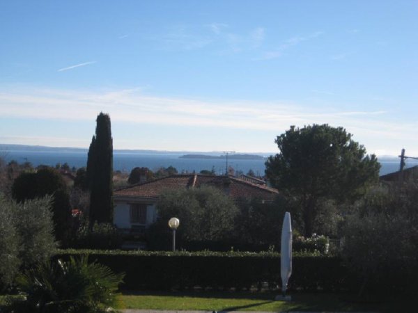 casa indipendente in vendita a Moniga del Garda