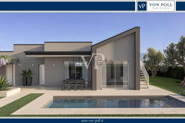 casa indipendente in vendita a Moniga del Garda