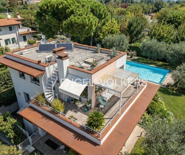 casa indipendente in vendita a Moniga del Garda