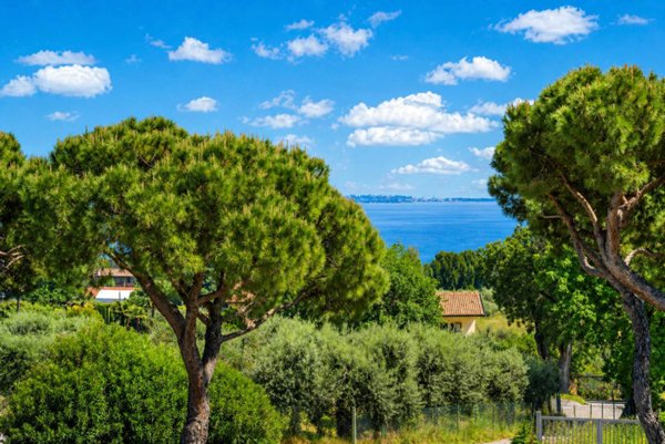 casa indipendente in vendita a Moniga del Garda