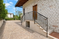 casa indipendente in vendita a Moniga del Garda