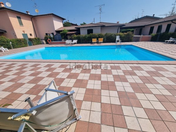 casa indipendente in vendita a Moniga del Garda