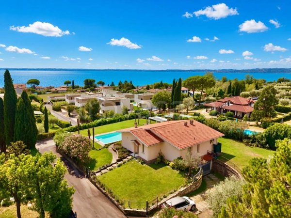 casa indipendente in vendita a Moniga del Garda