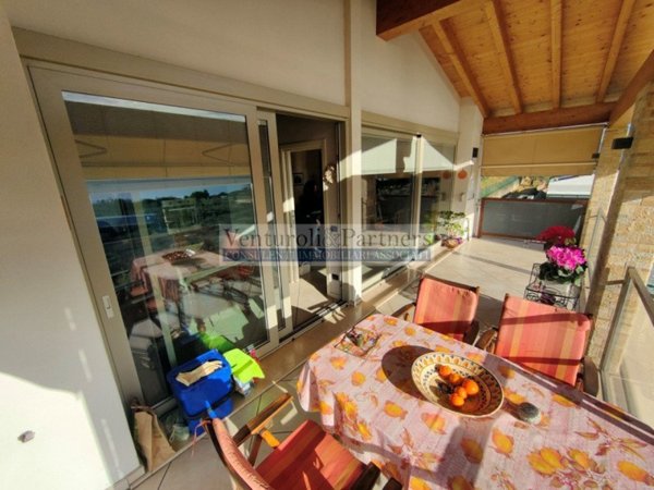 casa indipendente in vendita a Moniga del Garda