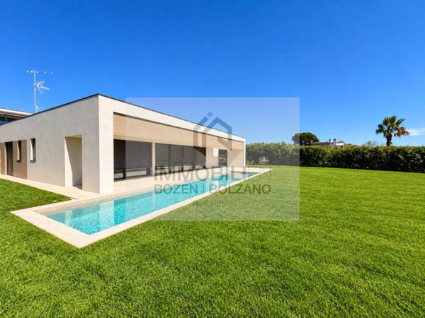 casa indipendente in vendita a Moniga del Garda