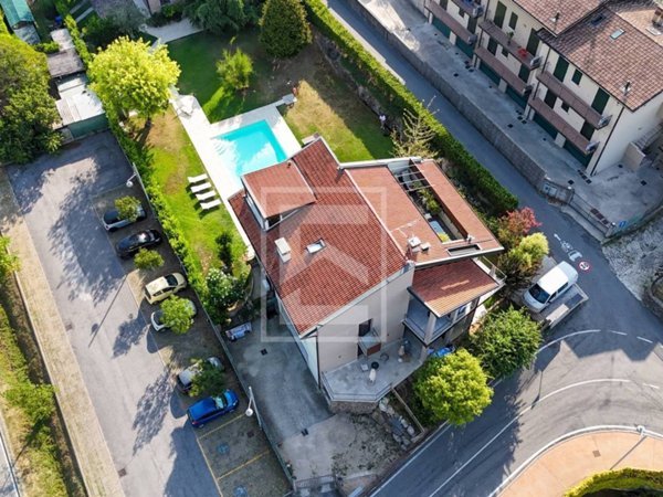 appartamento in vendita a Moniga del Garda