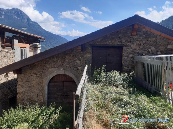 appartamento in vendita a Monno
