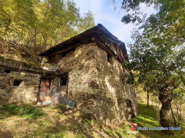 casa indipendente in vendita a Monno
