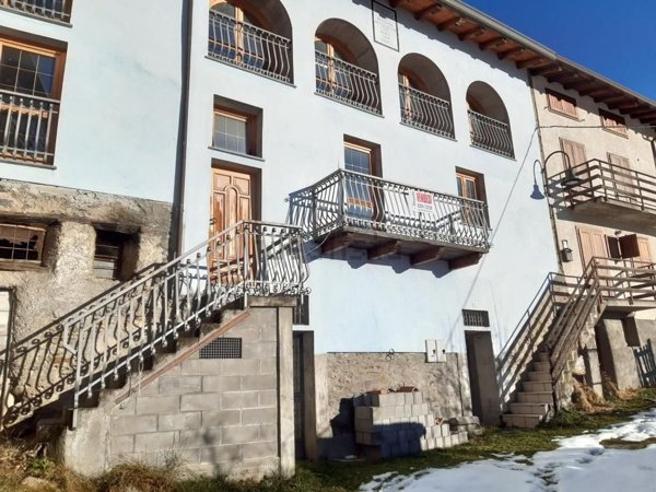 appartamento in vendita a Monno