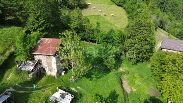 casale in vendita a Monno