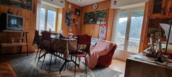 casa indipendente in vendita a Monno