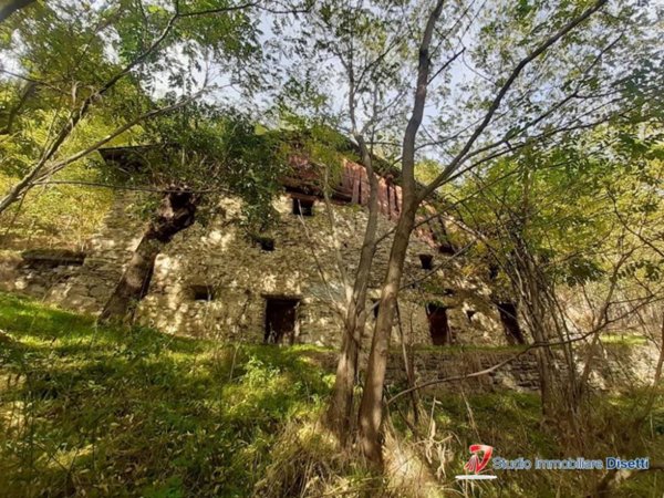 casa indipendente in vendita a Monno