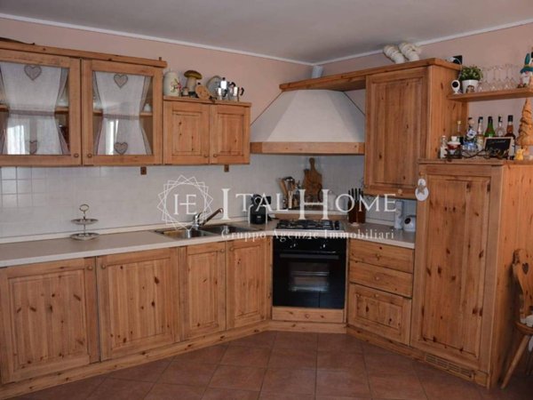 appartamento in vendita a Monno