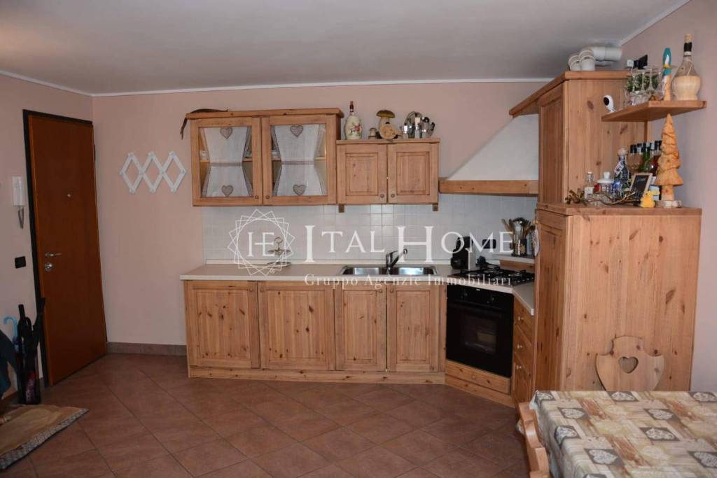 appartamento in vendita a Monno