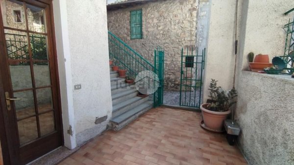 appartamento in vendita a Monte Isola in zona Olzano