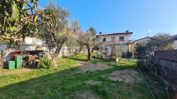 casa indipendente in vendita a Monte Isola