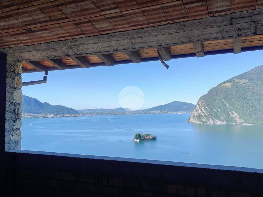casale in vendita a Monte Isola
