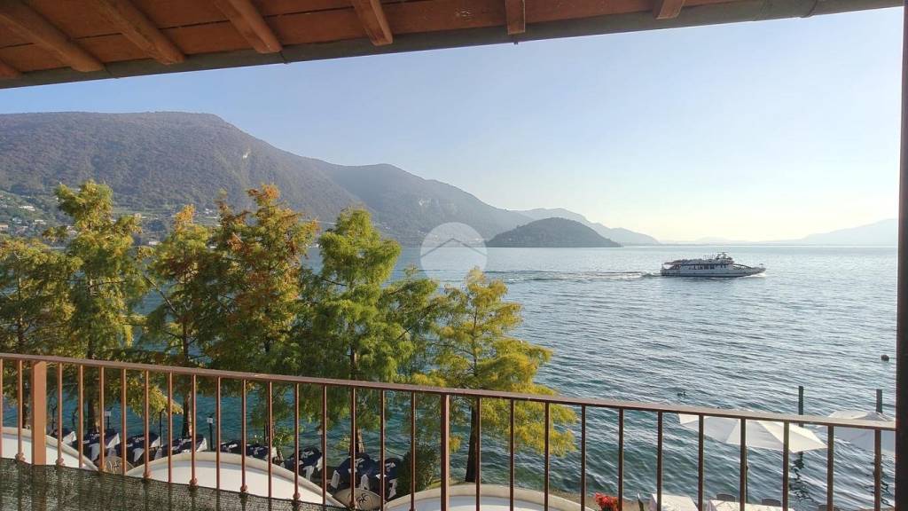 appartamento in vendita a Monte Isola in zona Peschiera Maraglio