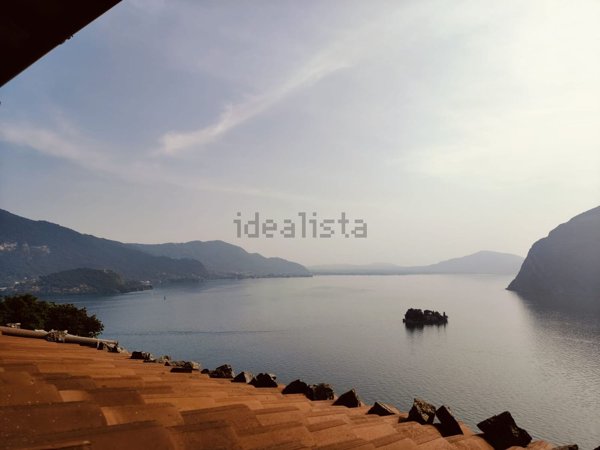 quadrivano in vendita a Monte Isola in zona Senzano