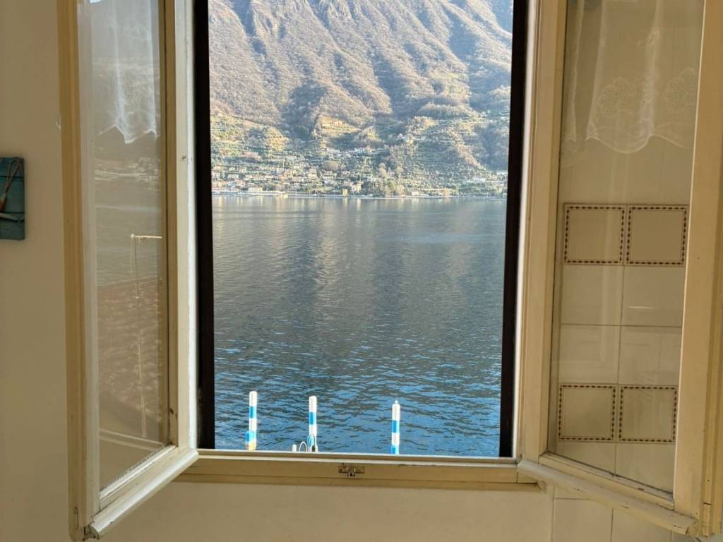 appartamento in vendita a Monte Isola in zona Carzano