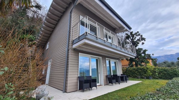 casa indipendente in vendita a Monte Isola