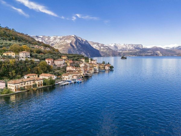 casa indipendente in vendita a Monte Isola