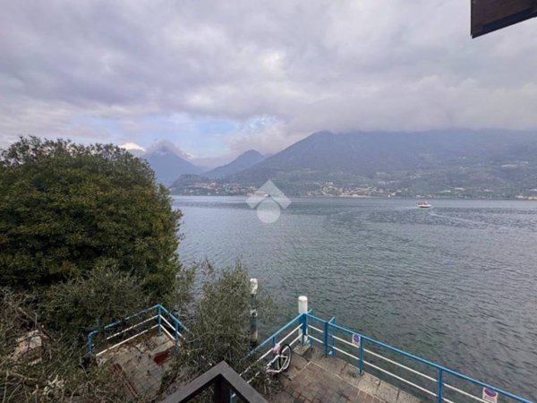 appartamento in vendita a Monte Isola in zona Carzano