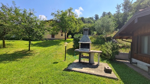 casa indipendente in vendita a Monte Isola