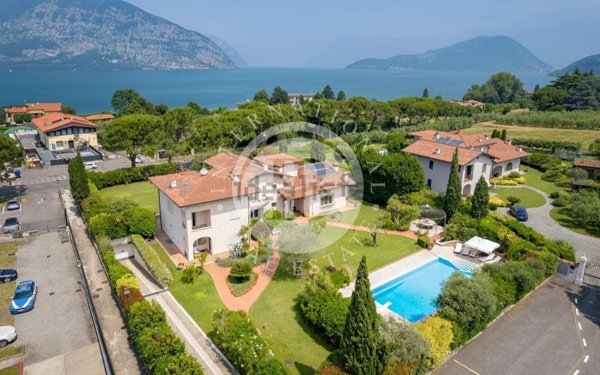 casa indipendente in vendita a Monte Isola