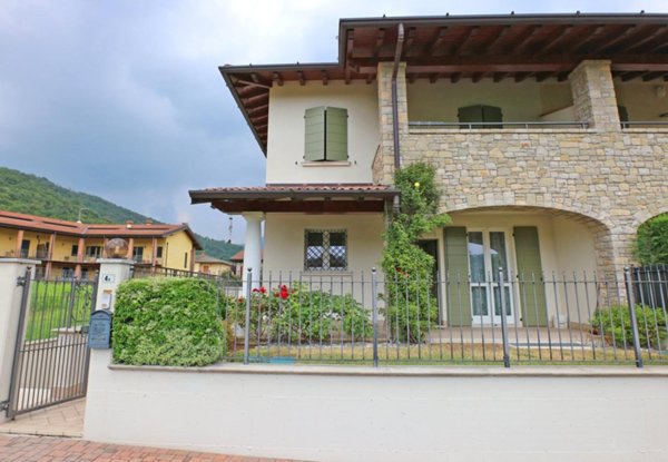 villa in vendita a Monticelli Brusati