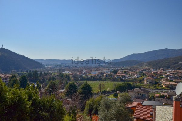 casa indipendente in vendita a Monticelli Brusati