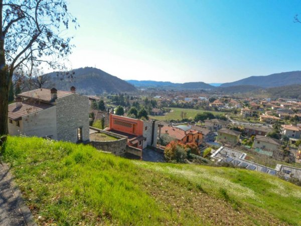 casa indipendente in vendita a Monticelli Brusati