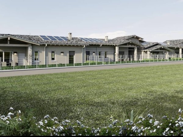 casa indipendente in vendita a Monticelli Brusati