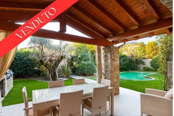 casa indipendente in vendita a Monticelli Brusati