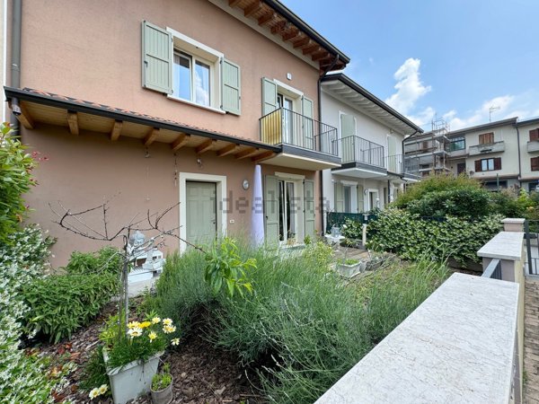 casa indipendente in vendita a Monticelli Brusati