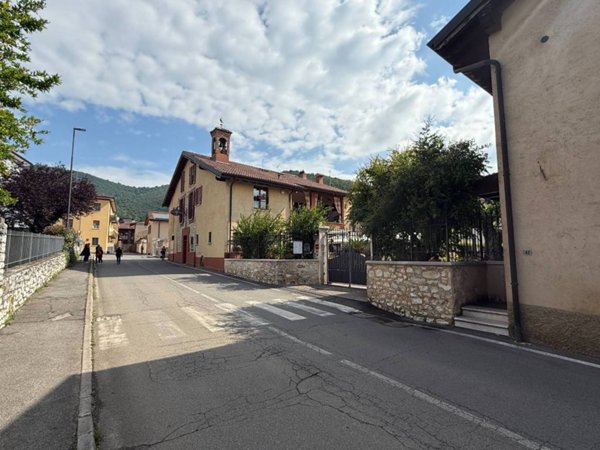 appartamento in vendita a Monticelli Brusati