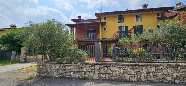 casa indipendente in vendita a Monticelli Brusati