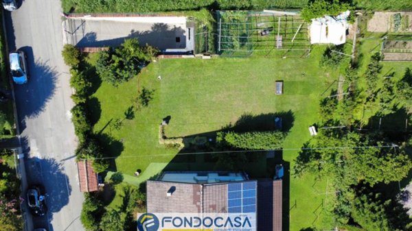 casa indipendente in vendita a Monticelli Brusati